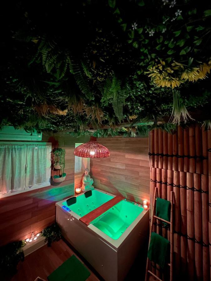 Appartement Le Balneo Jacuzzi Vieil Antibes Safranier Extérieur photo