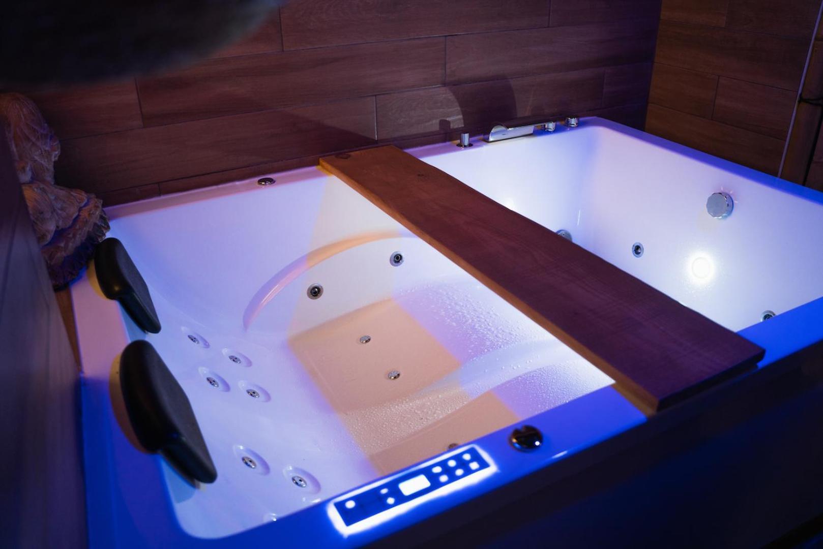 Appartement Le Balneo Jacuzzi Vieil Antibes Safranier Extérieur photo