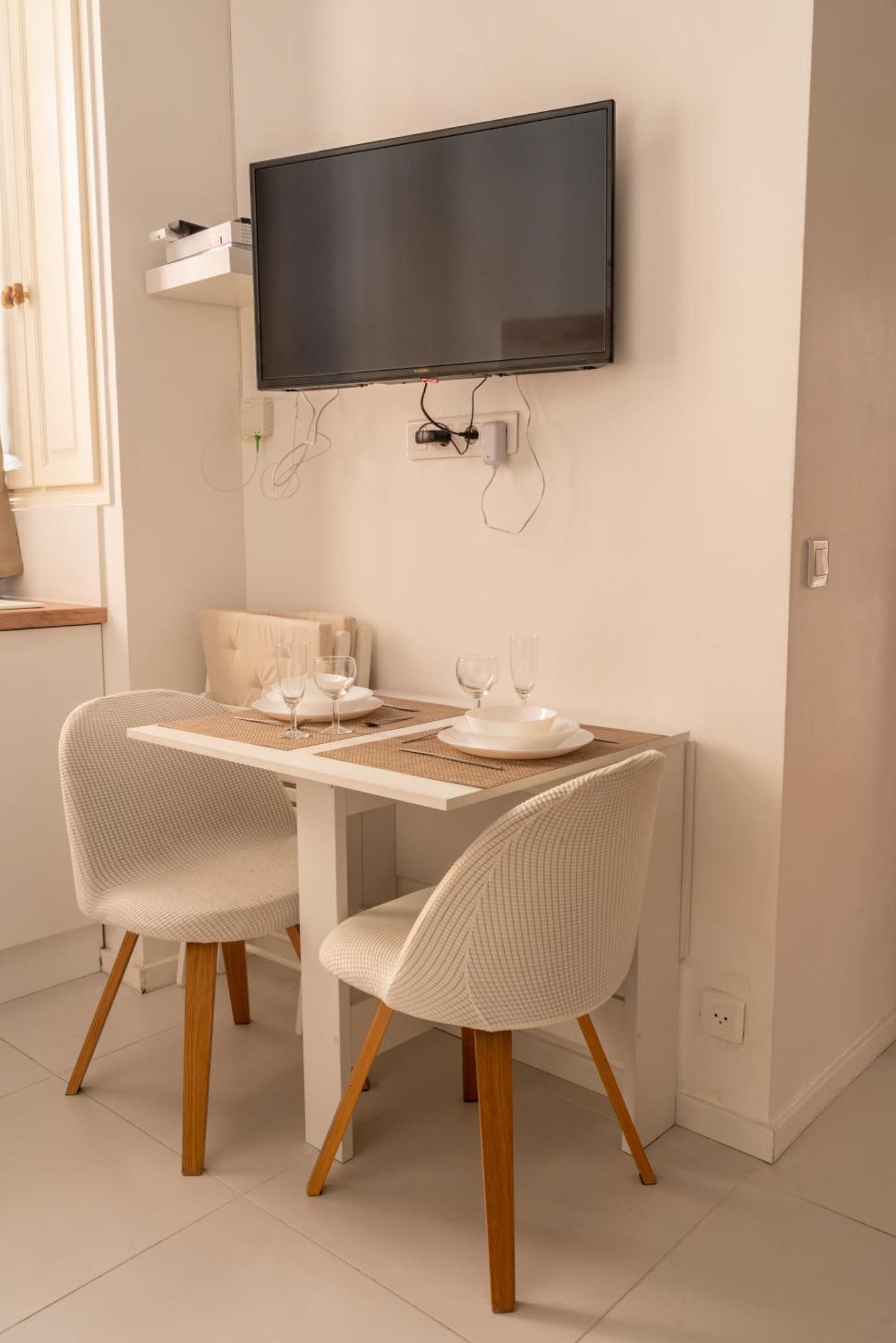 Appartement Le Balneo Jacuzzi Vieil Antibes Safranier Extérieur photo
