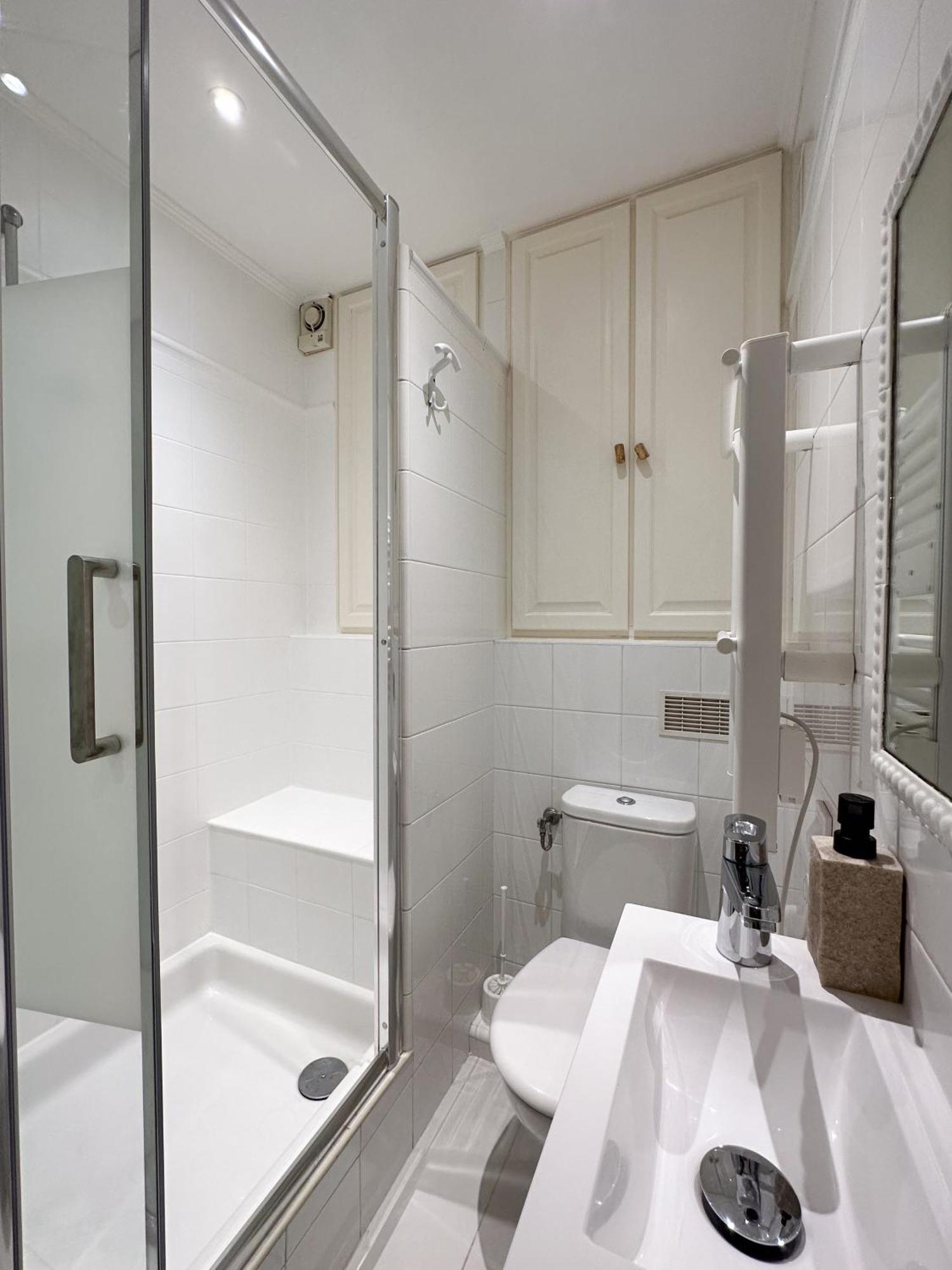Appartement Le Balneo Jacuzzi Vieil Antibes Safranier Extérieur photo